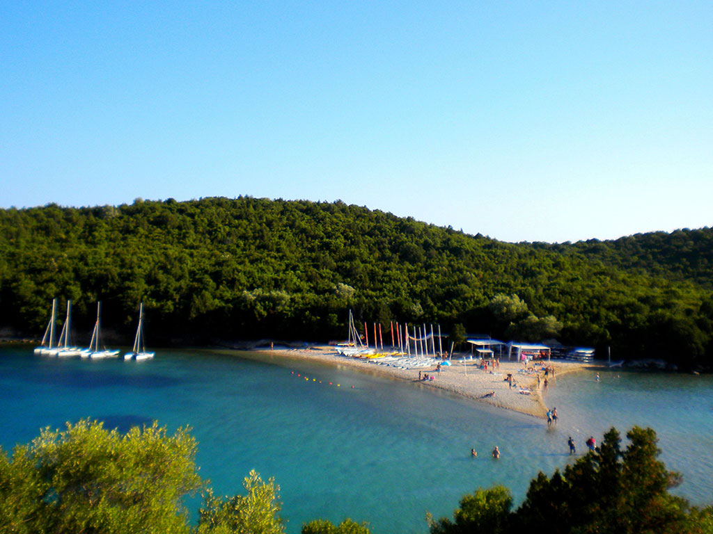 Bella Vraka beach