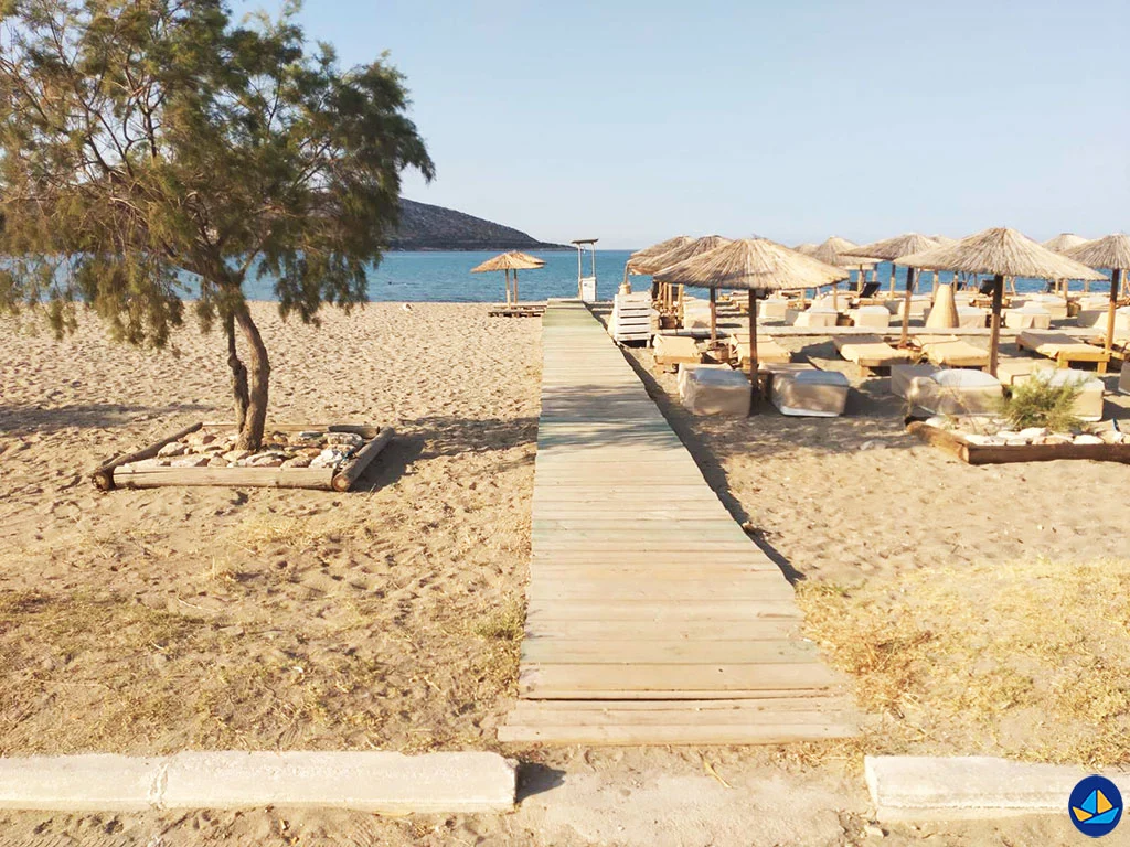 Anavyssos beach