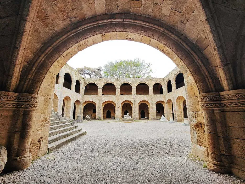 Αρχαιολογικό Μουσείο Ρόδου