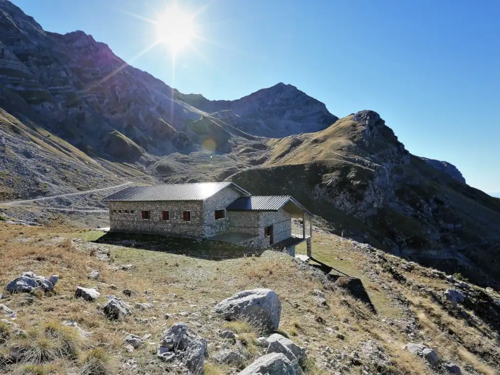 Katarraktis Mountain Refuge