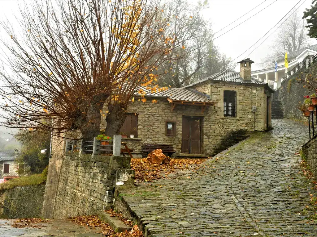 Vythos