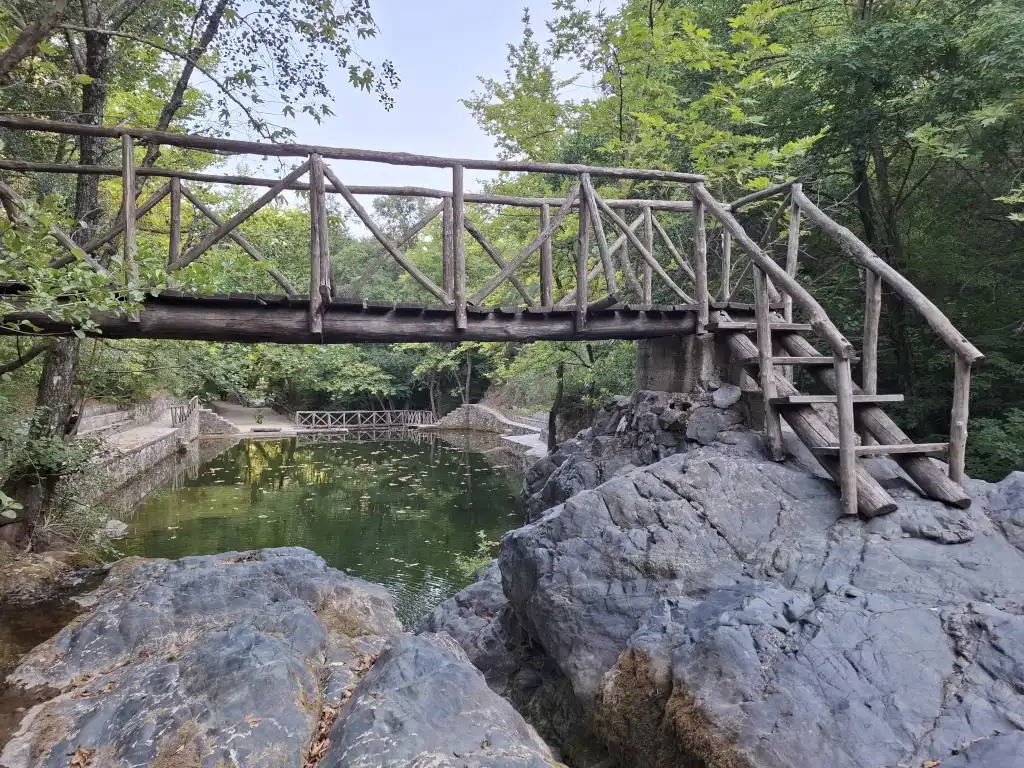 Dio Potamia (Two Rivers)