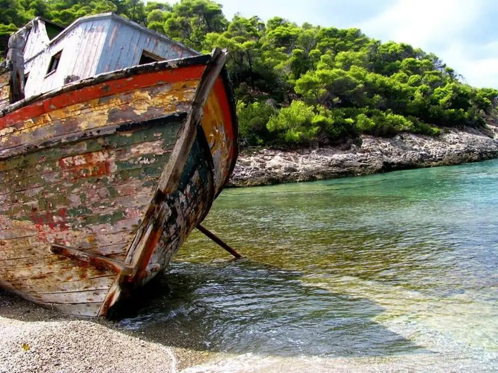 Shipwreck of Agalipa beach