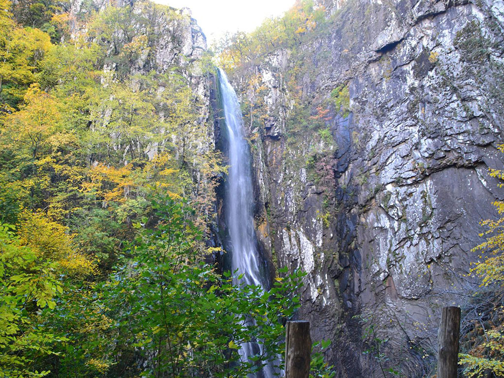 Καταρράκτης Λειβαδίτης (ή Τραχωνίου)