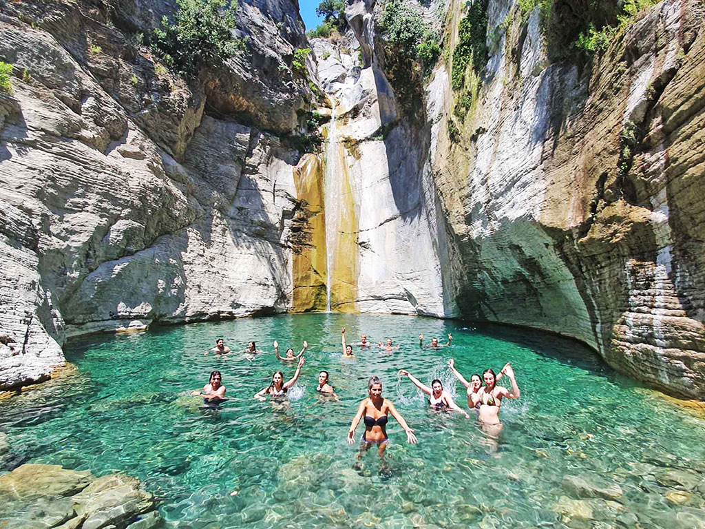 Καταρράκτης Μανικιάτης
